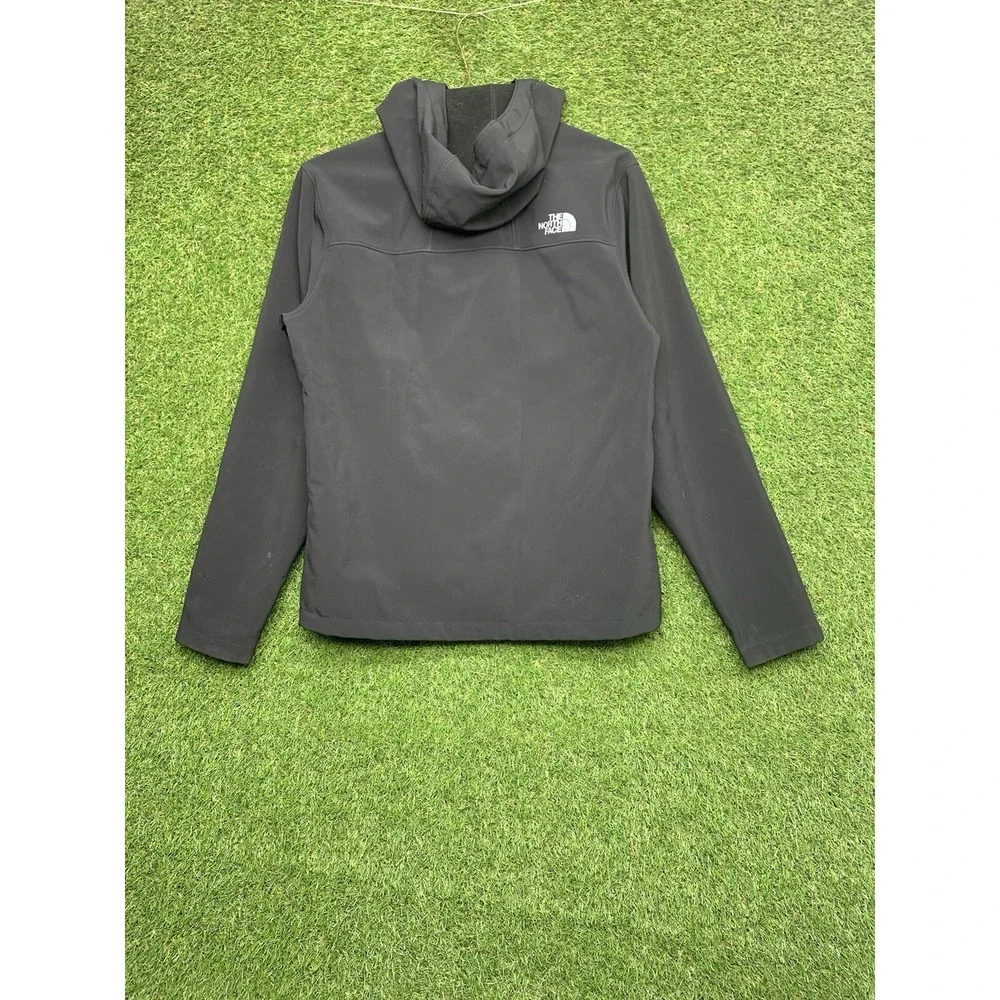 The North Face shop confidence